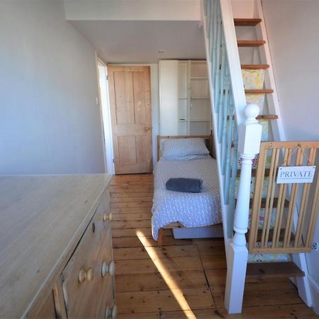 20 Bellevue Road Villa Райд Екстериор снимка